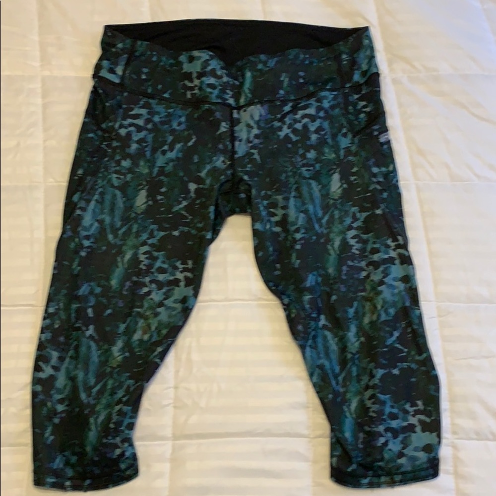 Lululemon capris